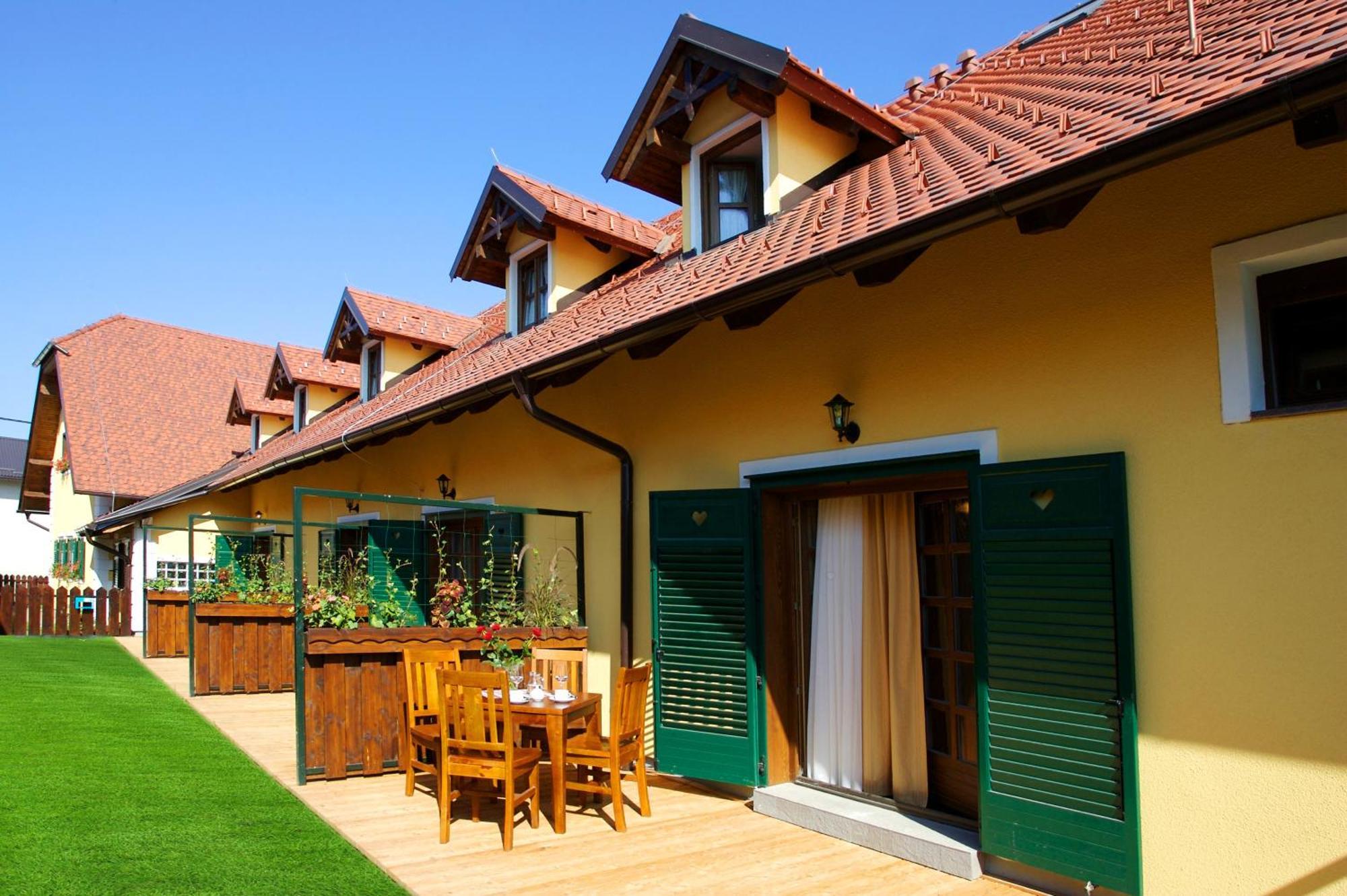 Hotel Strk Murska Sobota Exterior photo